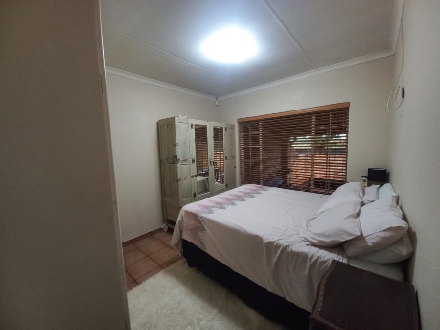 3 Bedroom Property for Sale in Safari Gardens North West
